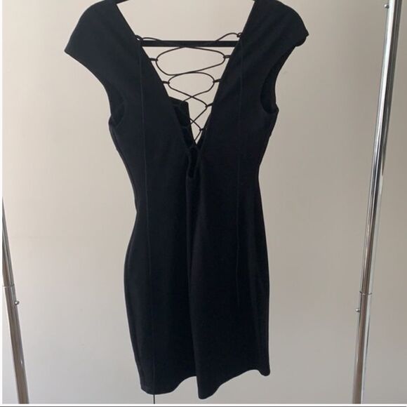 ✨ Black Bodycon Dress with Lace-Up Back✨ - Picture 3 of 5